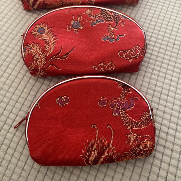 Beautiful four pc set clutch . - Picture 2 of 3